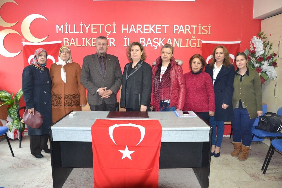 MHP Balıkesir Kadın Kolları Başkanlığı\'na Dereli Atandı