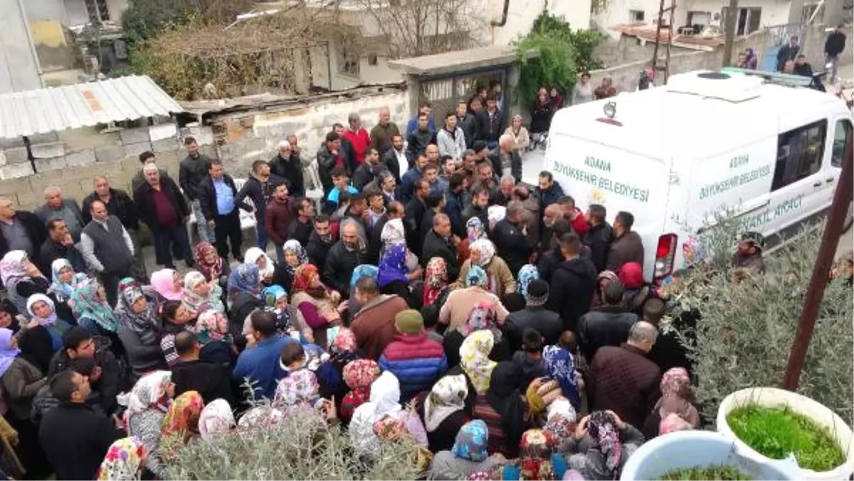 Pizza Ustası, Komşu Eve Düzenlenen Polis Operasyonunda Öldü (2)