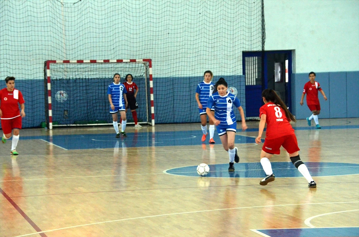 Üniversiteler Arası Futsal Müsabakaları