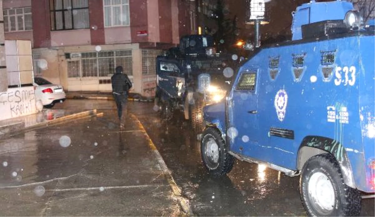Ataşehir\'de Telefondaki Tartışma Silahlı Kavgaya Dönüştü: 1 Yaralı