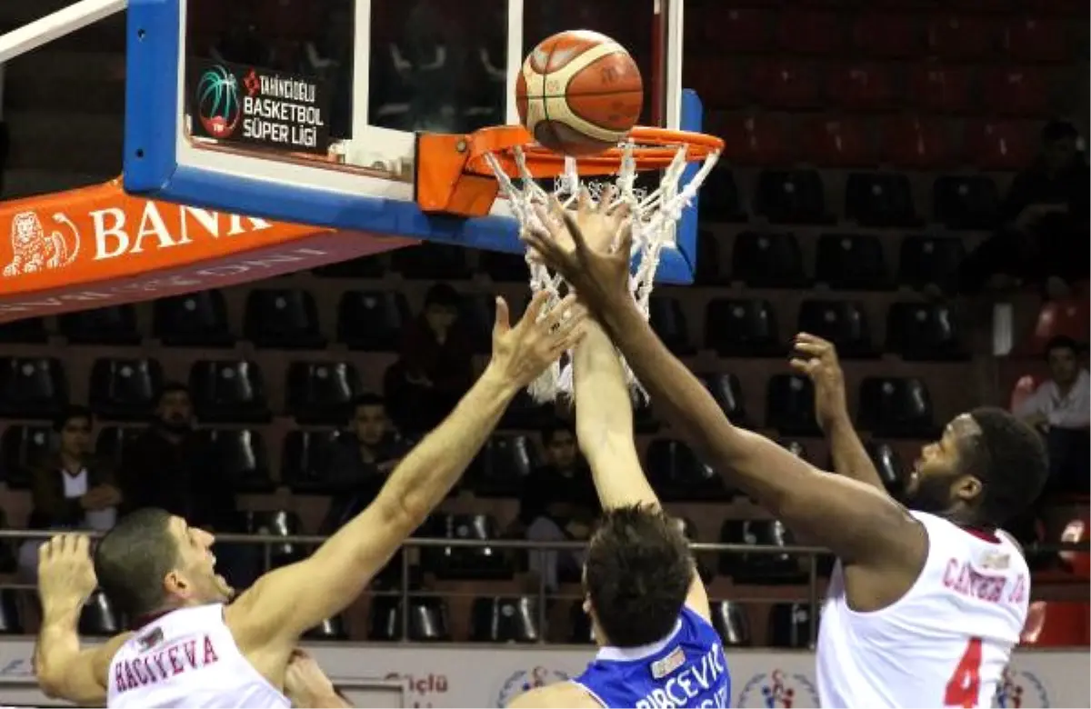 Gaziantep Basketbol - İstanbul Bbsk: 85-72