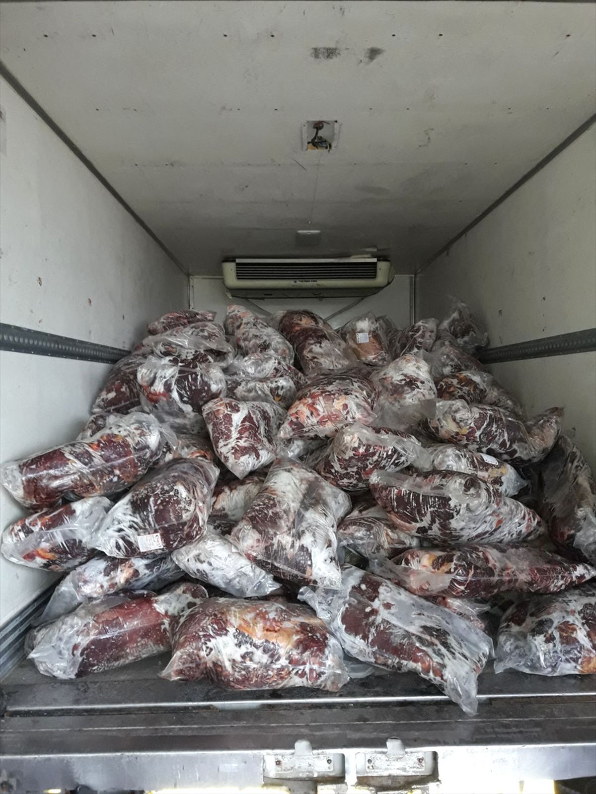 Sakarya\'da 5 Ton Kaçak Et Ele Geçirildi