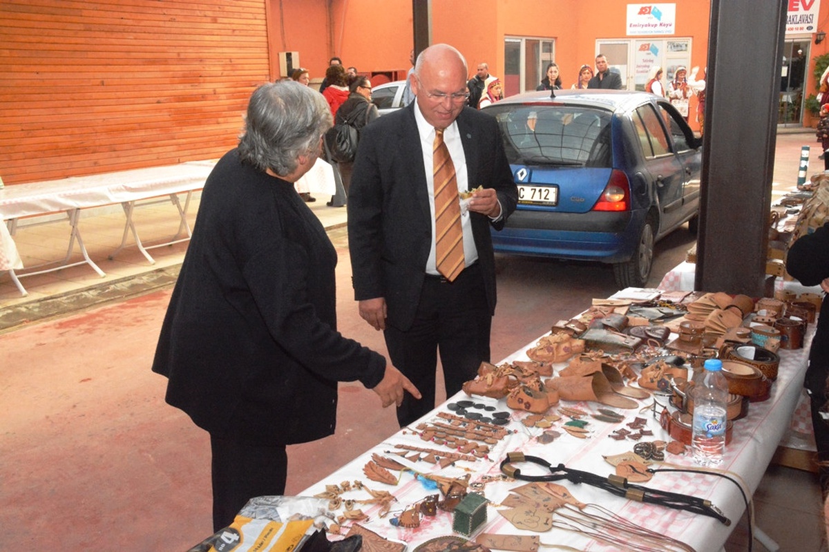 Süleymanpaşalı Kadınlar Deriden Şaheserler Yaratıyor