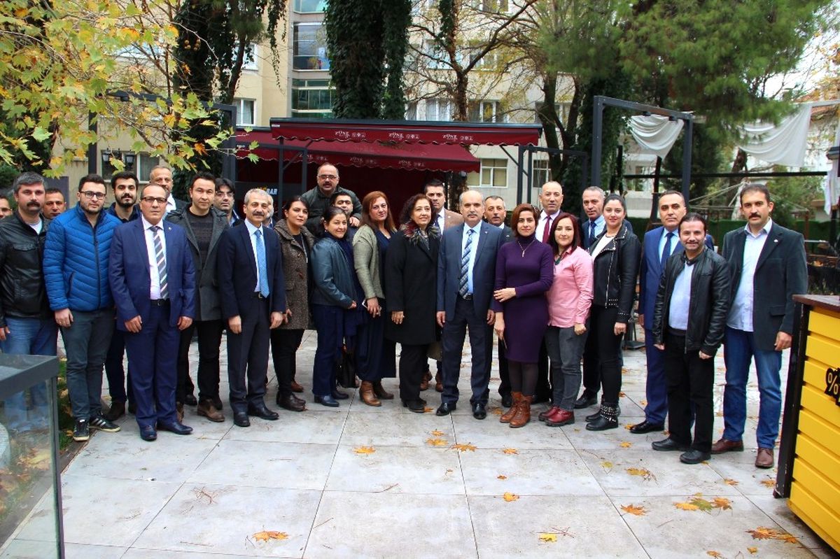 Türk Sağlık Sen\'den Kaynaşma Toplantısı