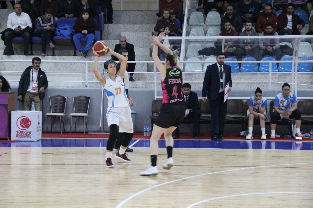 Türkiye Kadınlar Basketbol Ligi: Elazığ İl Özel İdare: 63 - Tosyalı Toyo Osmaniye: 69