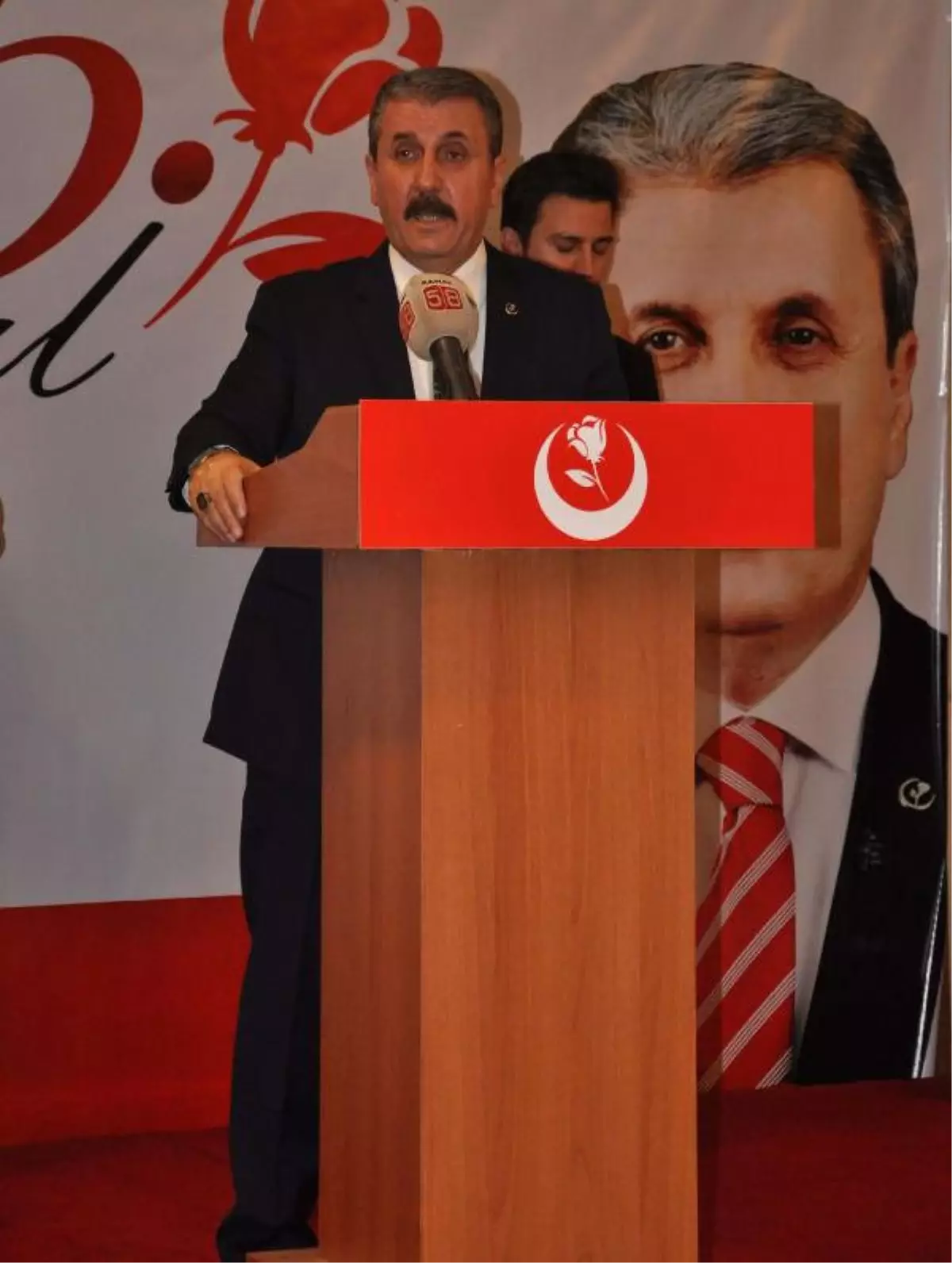 BBP Lideri Destici\'den \'Seçim Kanunu\' Açıklaması: Herkesin Siyasi Pozisyonuna Göre Olmamalı