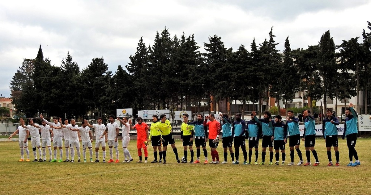 Çeşme Belediyespor, 2017\'yi Namağlup Lider Bitirdi