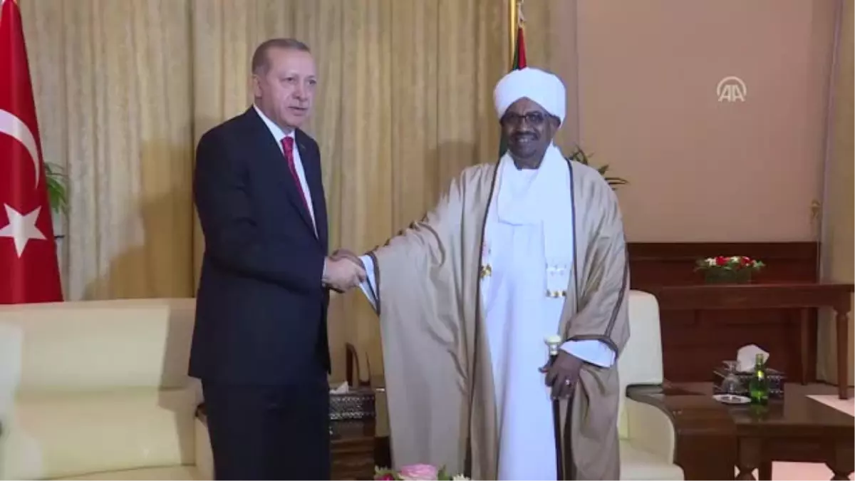 Cumhurbaşkanı Erdoğan, Sudan Cumhurbaşkanı Ömer El Beşir\'le Görüştü - Hartum