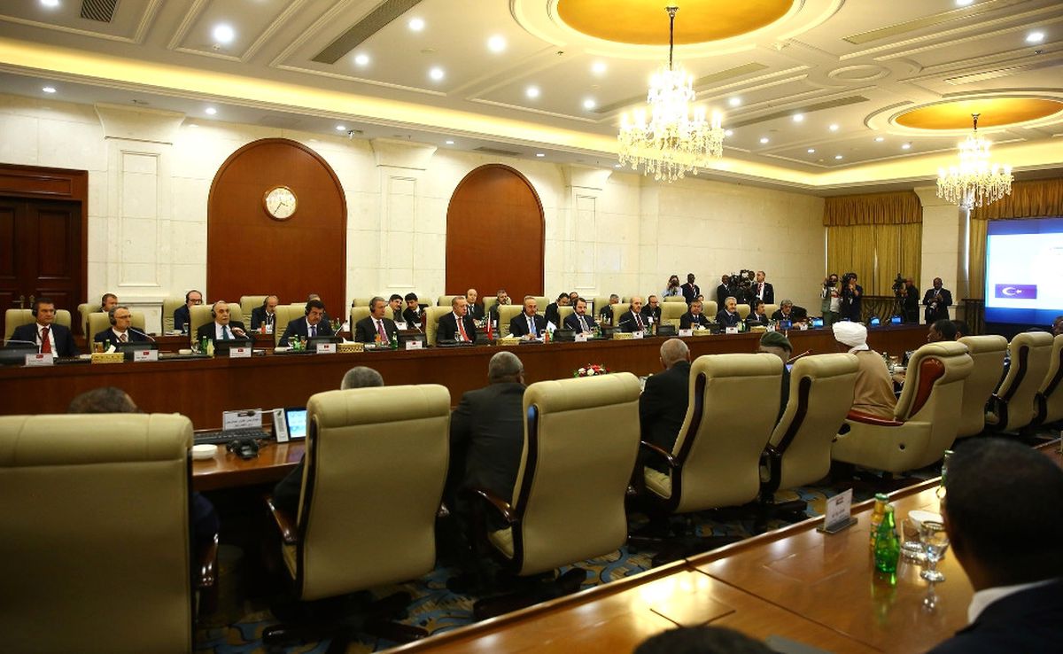 Erdoğan, Sudan\'da Heyetler Arası Görüşmeye Katıldı