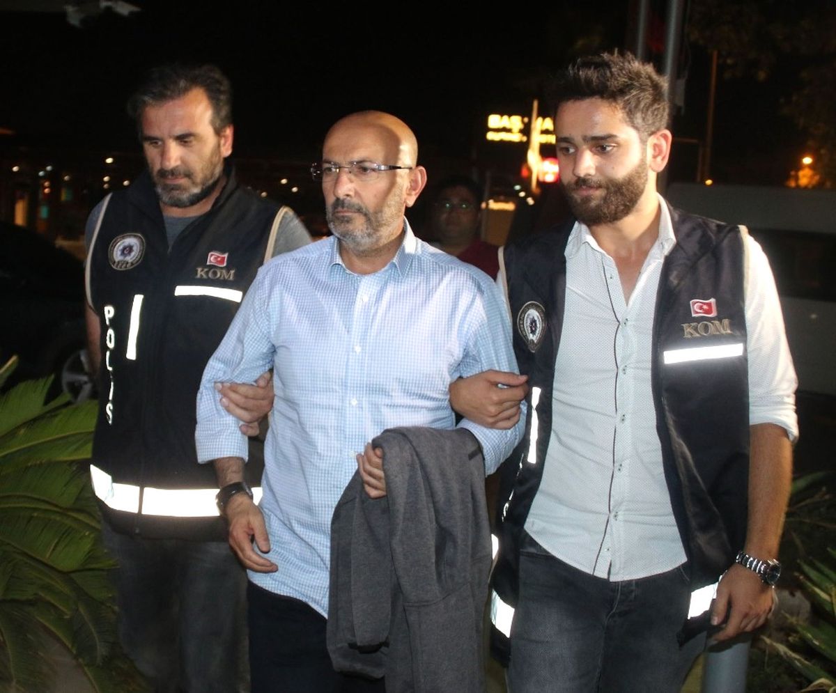 Eski Burdur Valisi Hasan Kürklü Görevinden İhraç Edildi