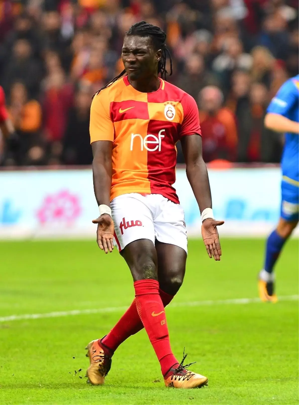 Gomis, Atmadı Attırdı