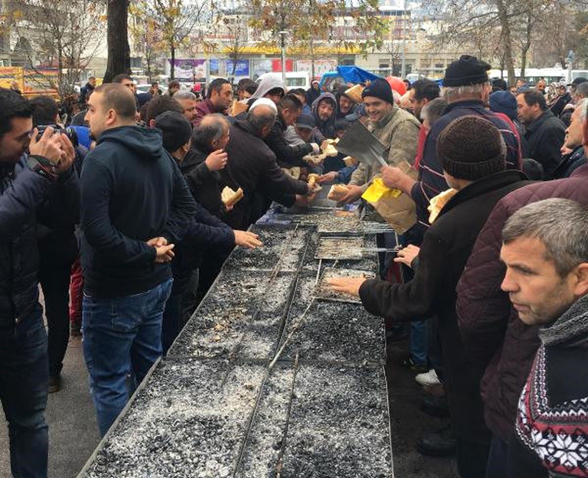 Hamsi Festivalinde 5 Ton Hamsi Dağıtıldı