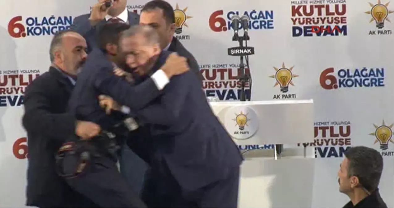 Şehit Yakını, Korumaları Aşıp Erdoğan\'a Sarıldı, Kameralar Anbean Kaydetti