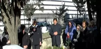 Adnan Şenses'in Kızından Sanat Camiasına Tepki