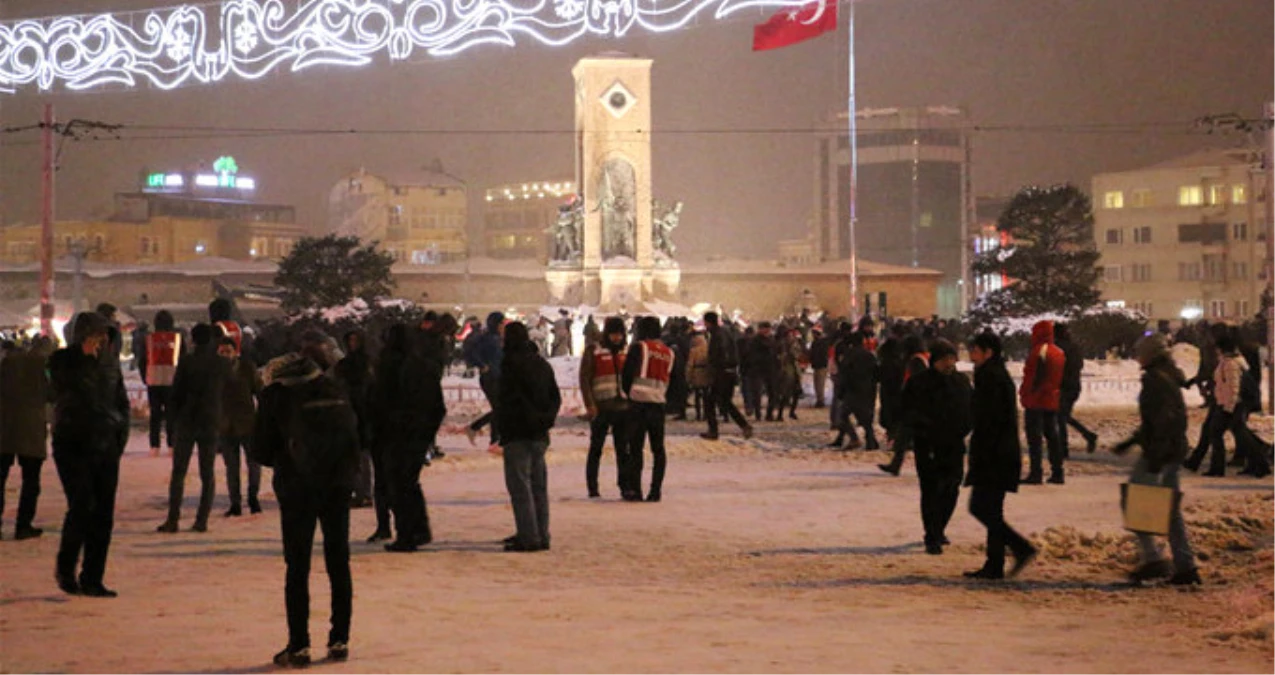 Beşiktaş\'ta Yılbaşı Kutlamaları İptal Edildi