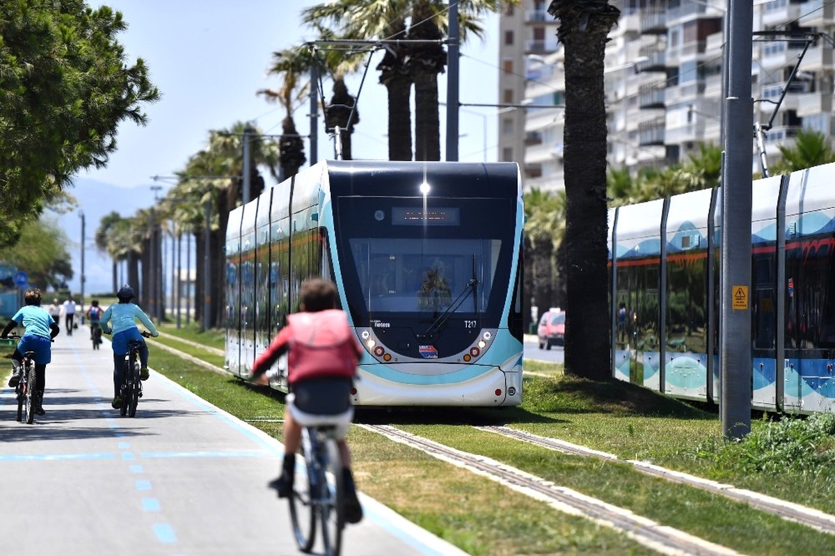 Büyükşehir\'den "Gözünüz Tramvayda Olsun" Uyarısı