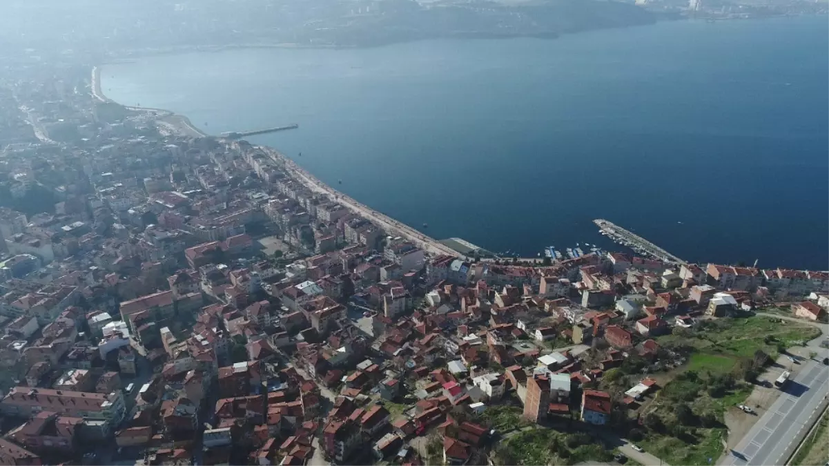 Eski ve Yeni Gemlik Havadan Görüntülendi