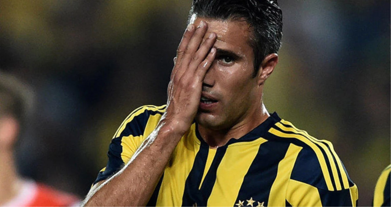 Feyenoord: Robin van Persie\'yi İstiyoruz