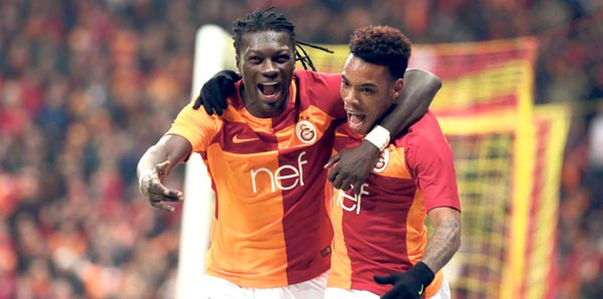 Galatasaray Evinde Rahat