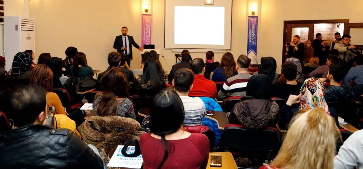 Gaün\'de "Kültür ve Medya" Konferansı