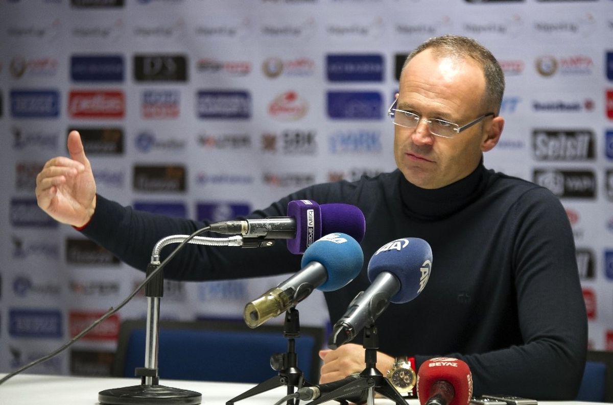 İrfan Buz: "İlk Devre 17 Puana Ulaşmamız Çok Önemliydi"