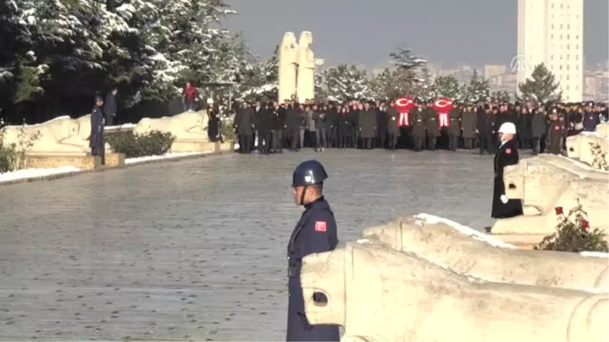 Kılıçdaroğlu Anıtkabir\'de - İsmet İnönü\'nün Vefatının 44. Yılı - Ankara