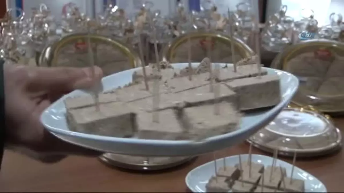 Mesir\'in Çayı, Lokumu Derken Helvası da Yapıldı