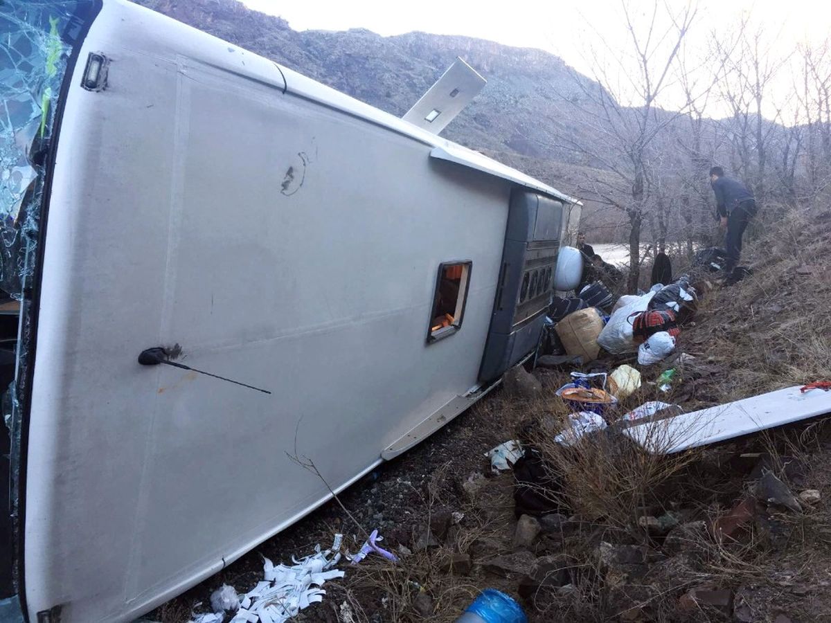 Sarıkamış\'ta Trafik Kazası: 9 Yaralı