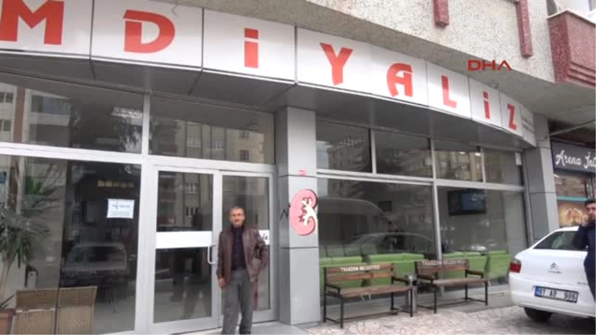 Trabzon\'da Doktordan Hastalara Sazlı Sözlü Terapi