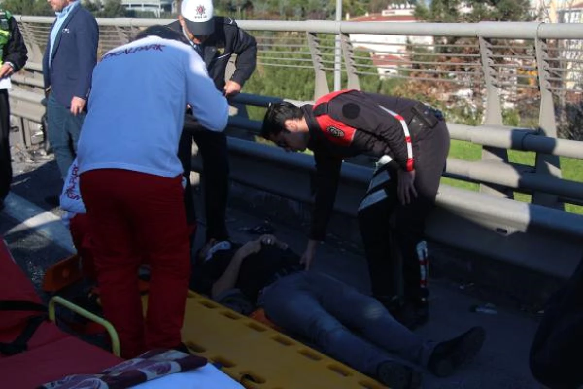 15 Temmuz Şehitler Köprüsü Çıkışında Zincirleme Trafik Kazası: 2 Yaralı