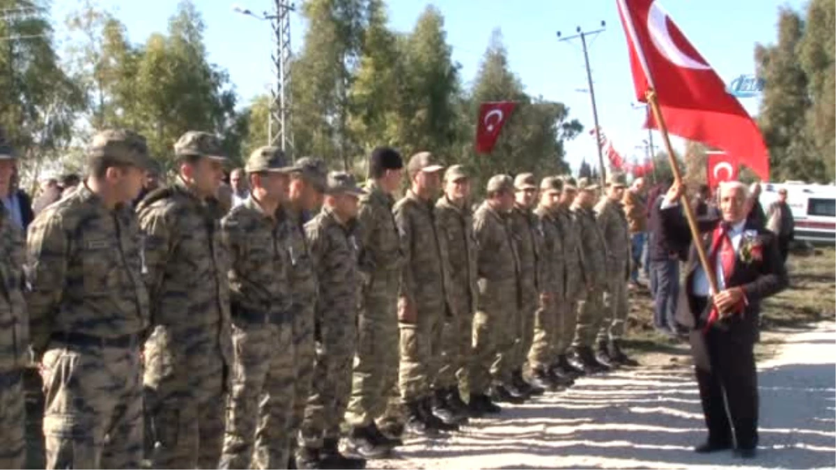 Adana Şehidini Uğurladı