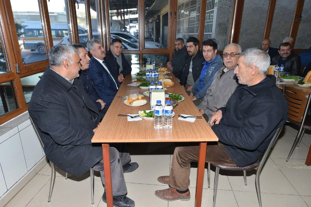 Başkan Polat Esnaflarla Bir Araya Geldi