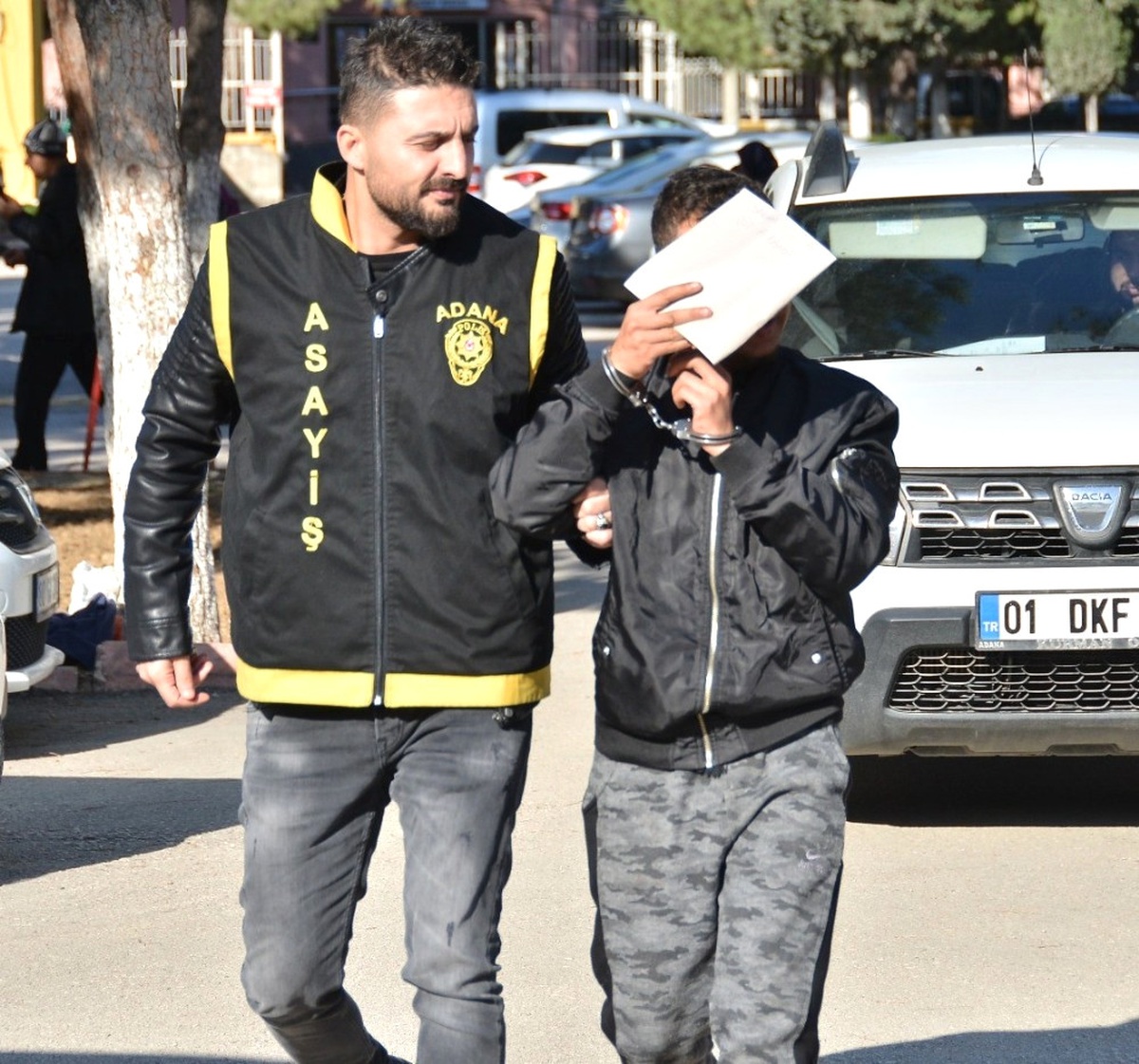 Bebeği İçin Hırsızlık Yaptı, Tutuklandı