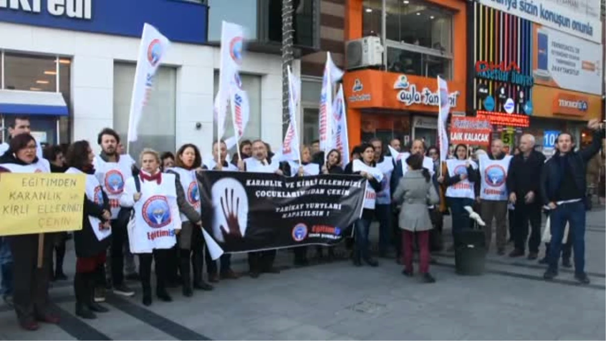 İzmir Eğitim İş\'ten Cinsel İstismar Protestosu