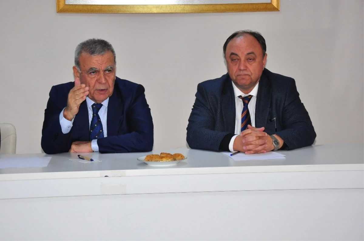 Kocaoğlu\'ndan CHP İzmir Toplantısı Değerlendirmesi