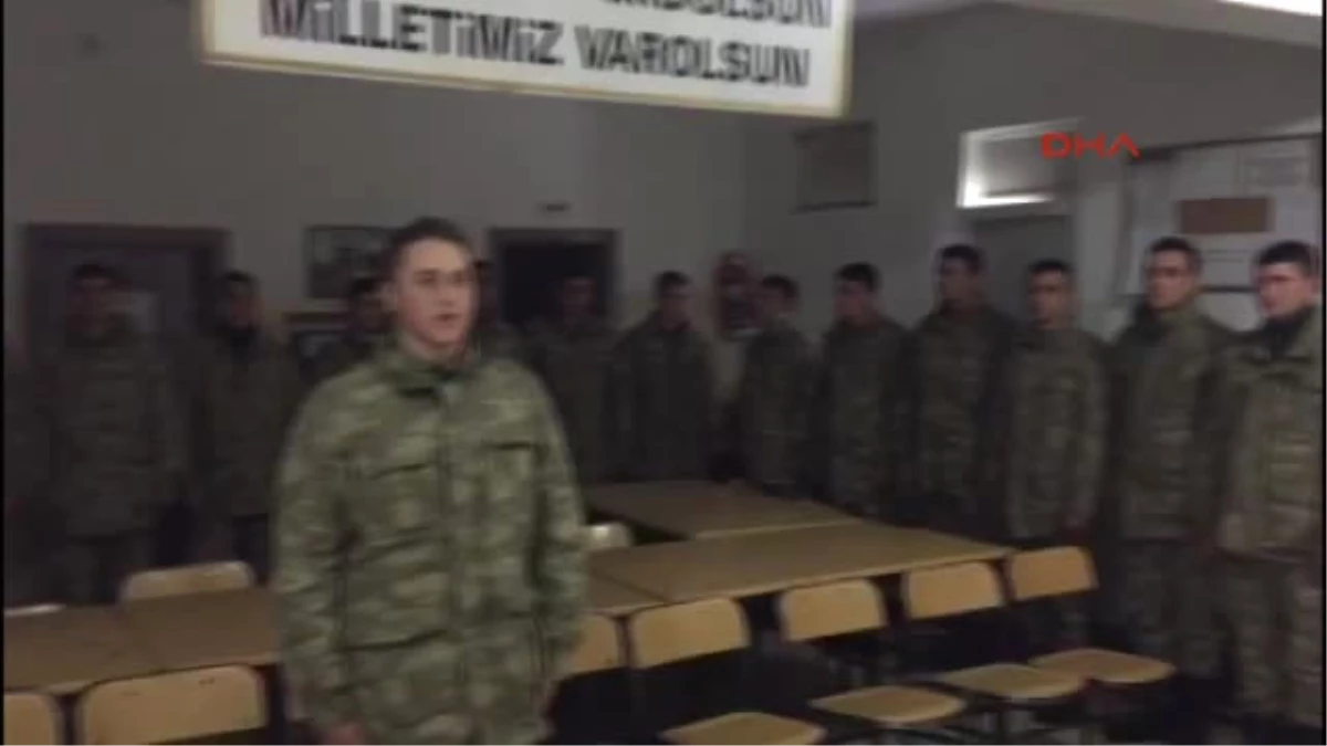 Rize-Öğrencilerin Yılbaşı Tebrik Kartına, Askerlerden Görüntülü Yanıt