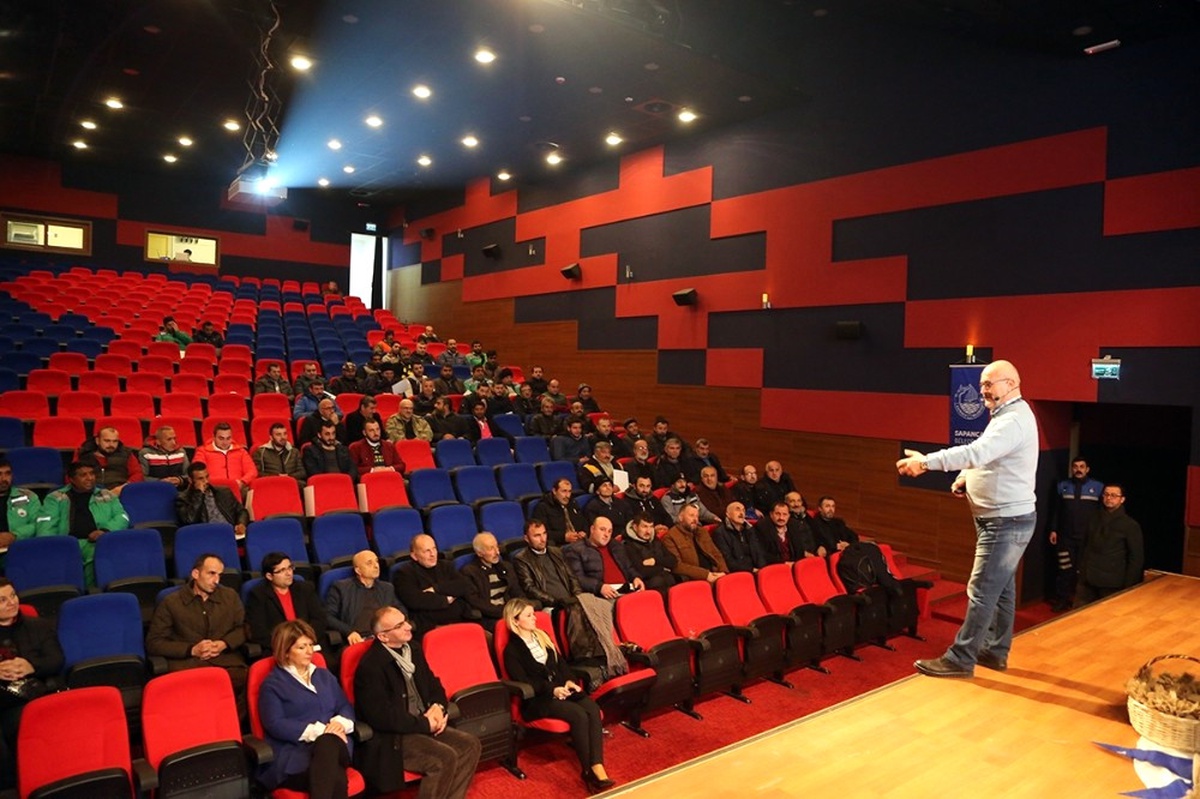 Sapanca Belediye Personeline, Etkin İletişim Semineri