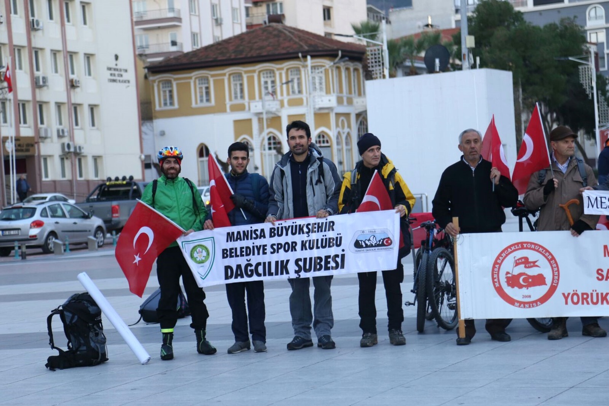 Sarıkamış Şehitlerimiz Anısına Tırmandılar