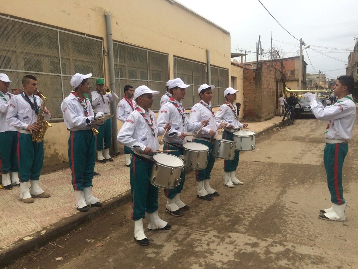 Tika\'dan Cezayirli Çocuk İzcilere Ekipman Desteği