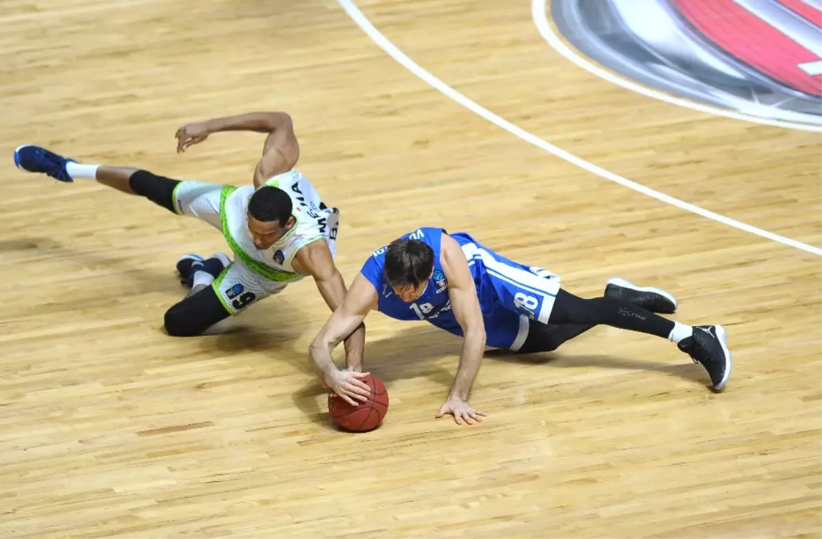 Tofaş Basketbol Takımı Avrupa Defterini Kapattı