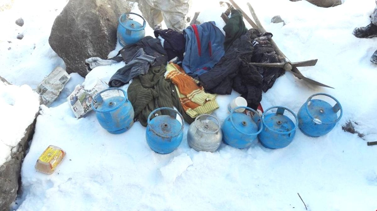Tunceli\'de Roketatar ve Silah Ele Geçirildi