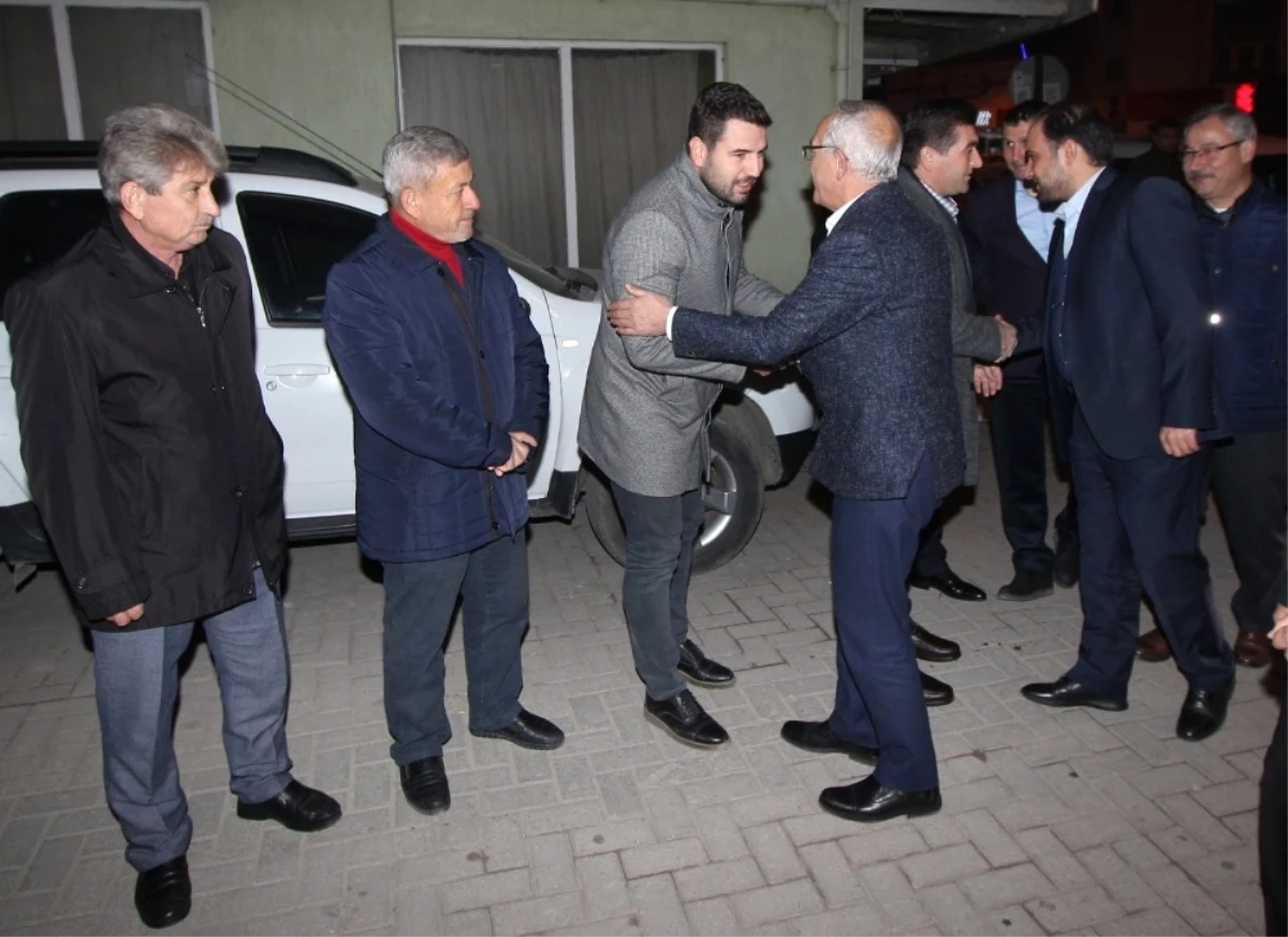 AK Parti\'li Vekillerden Saruhanlı Teşkilatına Ziyaret