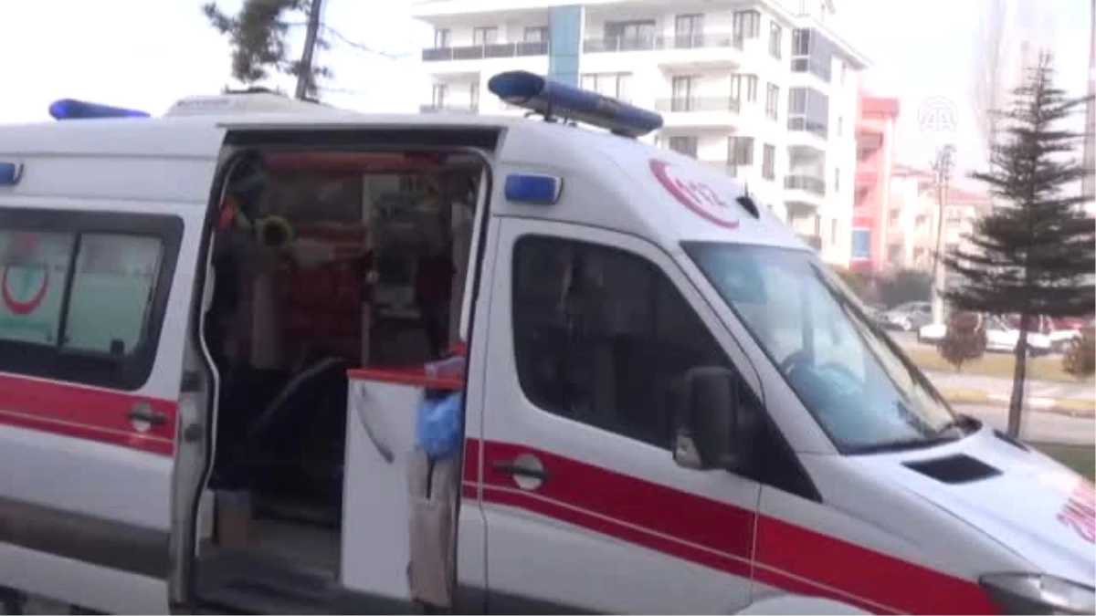 Aksaray\'da Trafik Kazası: 3 Yaralı