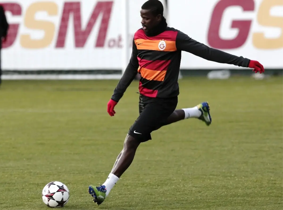 Emmanuel Eboue: "İntihar Düşüncesinin Kafamdan Çıkması İçin Dua Ediyorum"