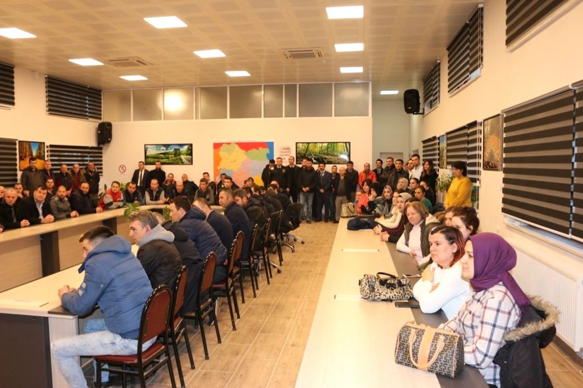 Kırklareli İl Özel İdaresi Taşeron İşçileri Dilekçelerini Verdi