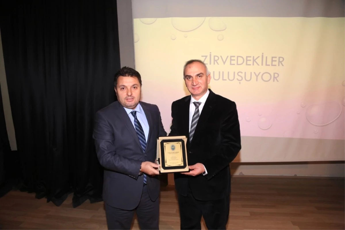 Zirvedekiler Buluşuyor\'un İlk Konuğu Başkan Yılmazer Oldu