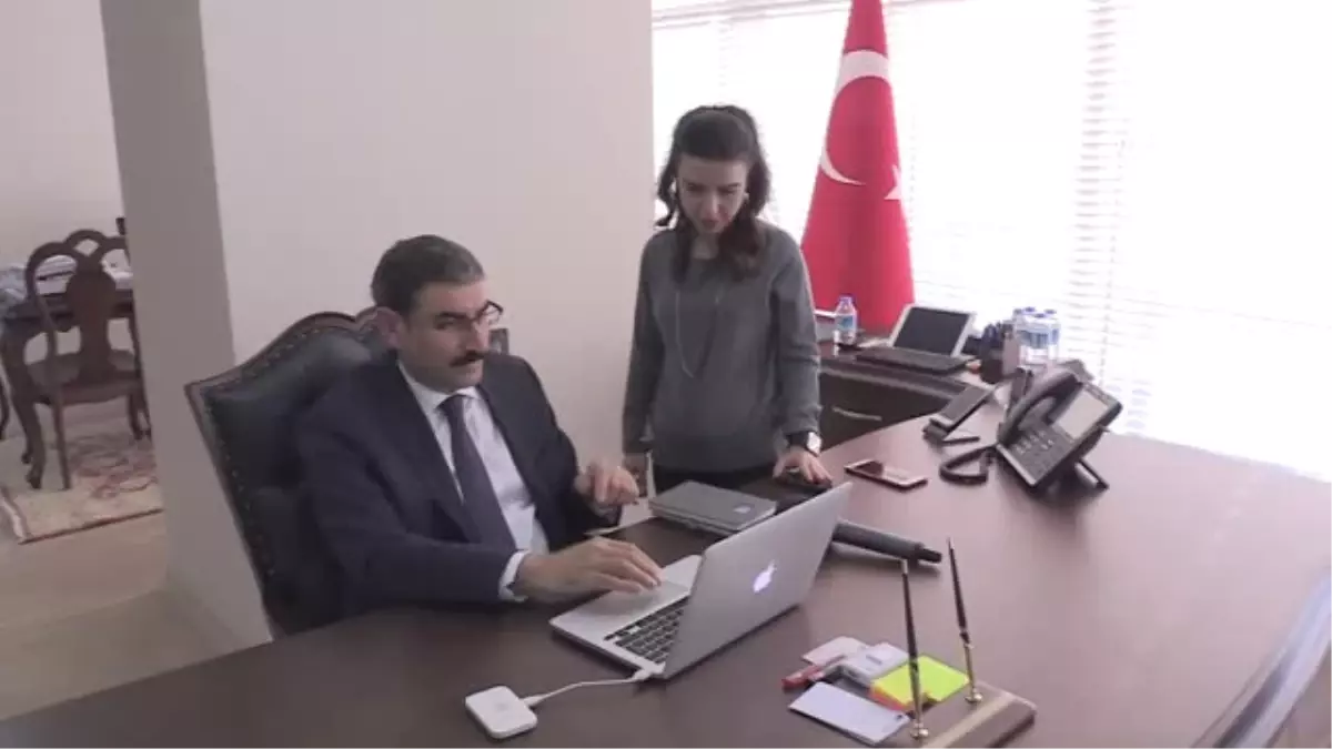 Aa\'nın "Yılın Fotoğrafları" Oylaması - Kosgeb İdaresi Başkanı Prof. Dr. Cevahir Uzkurt