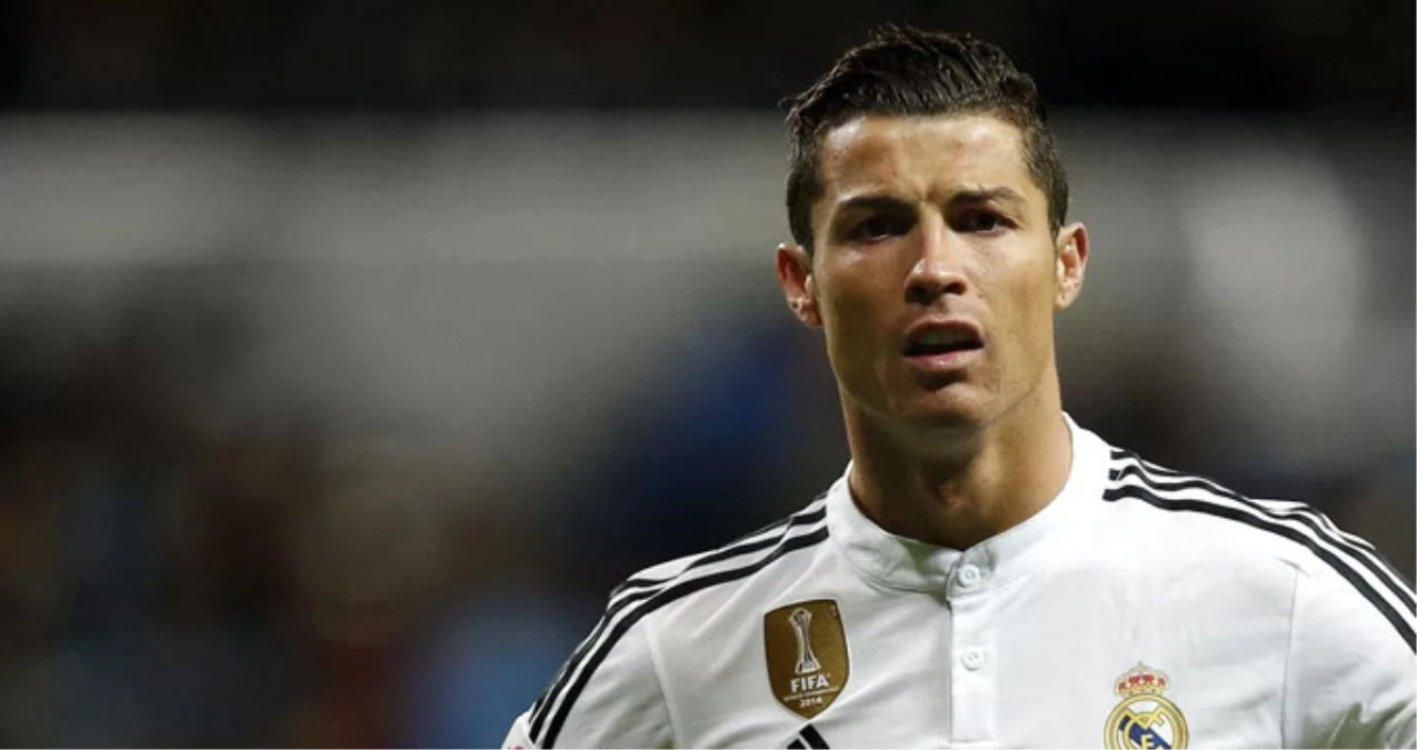Cristiano Ronaldo, Altın Top Ödülünü İade Ediyor: Tarihin En İyisi Messi