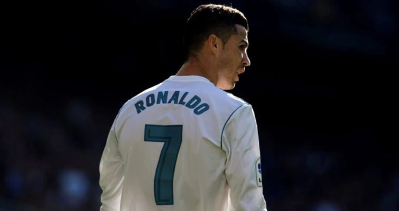 Cristiano Ronaldo Yılın Futbolcusu Seçildi