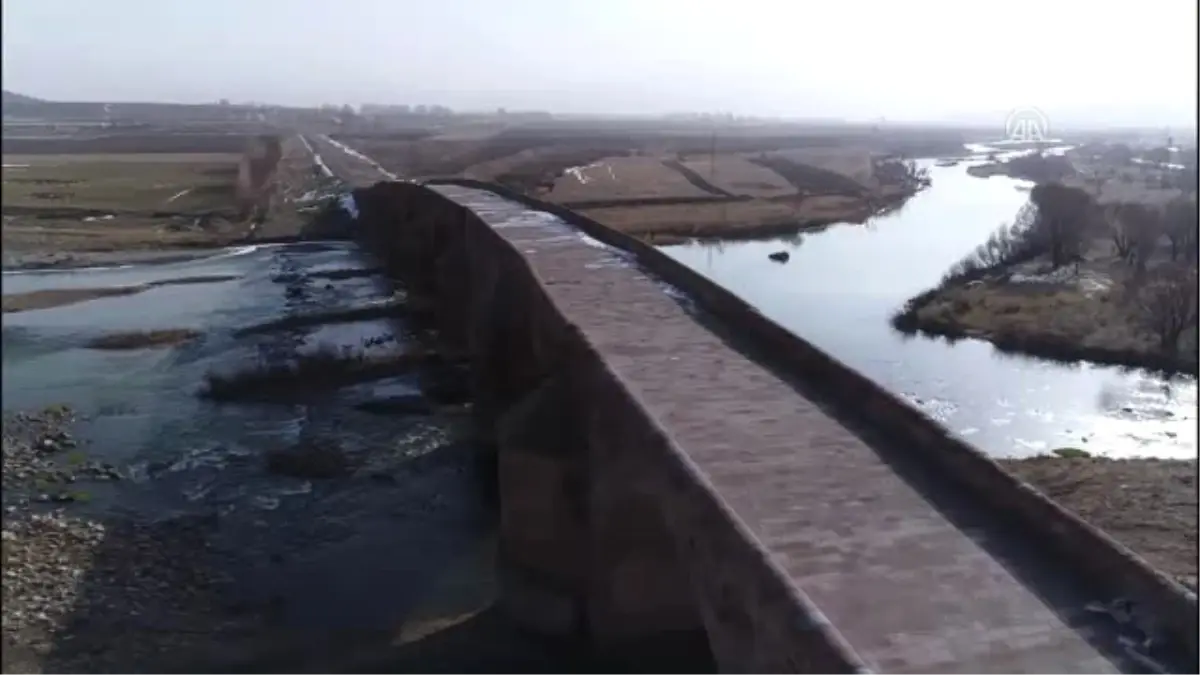 Tarihi Çobandere Köprüsü Yıllara Meydan Okuyor